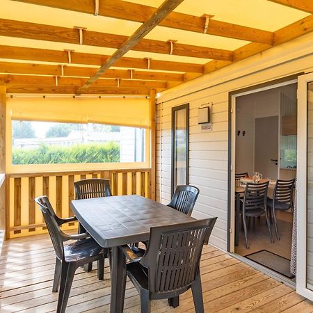 Camping L'Ile Aux Oiseaux Exterior photo